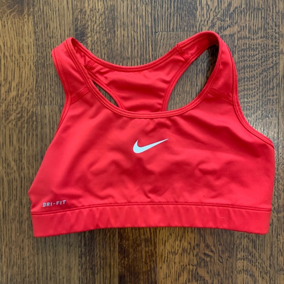 nike red sports bra